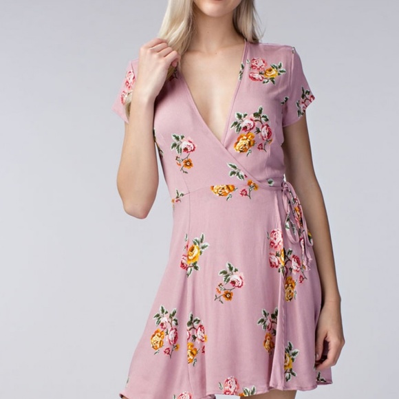 1 left - Pink Floral Printed Wrap Dress - Picture 2 of 8